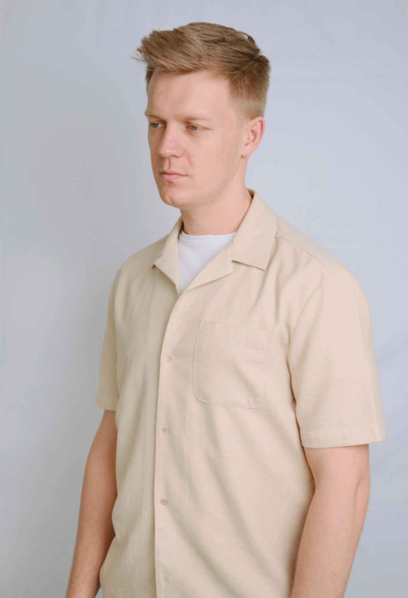 The Alexander Short Sleeve Biscuit Side